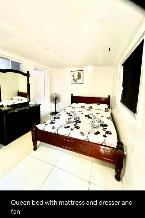 Private Entry Studio Room With Bathroom And Kitchen - Accommodation Redcliffe 3