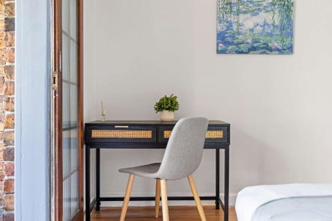 Private Single Room - Conveniently Located At Glebe - Shared Bathroom - Accommodation Redcliffe 2