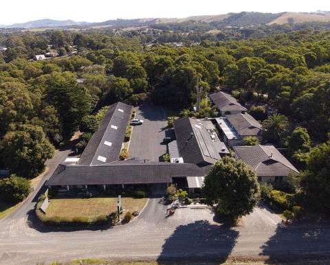 Prom Country Lodge - Accommodation Redcliffe 0