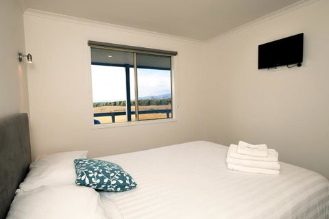 Prom Gate Getaway - Accommodation Redcliffe 3