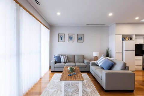 Promenade Unit 4 - Accommodation Redcliffe 1