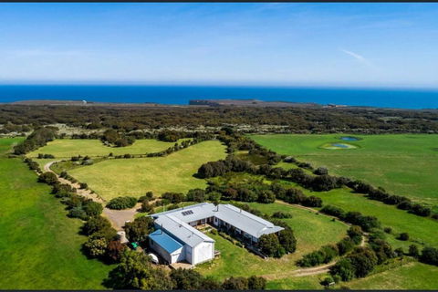Pt Hesse Luxury Coastal Homestead - Accommodation Redcliffe 0