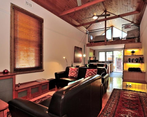 Pure Gold - Heritage 2 Bedroom Terraced Cottage - Accommodation Redcliffe 0