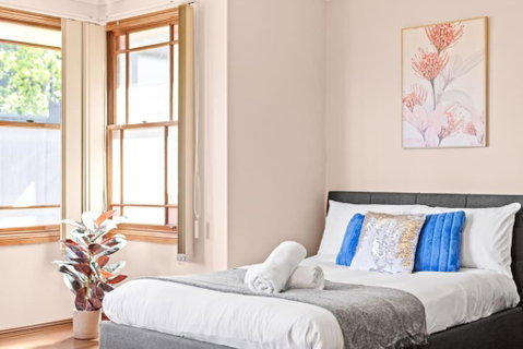 Quadruple Room W Ensuite In Gordon Near Train & Bus - Accommodation Redcliffe 1
