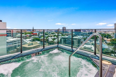 Quattro Apartments - Accommodation Redcliffe 0