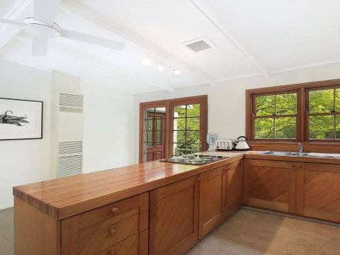 Que Sera - Accommodation Redcliffe 3