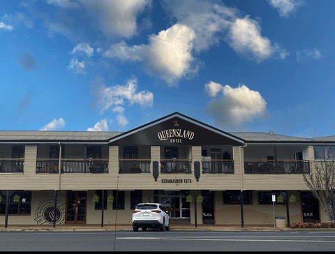 Queensland Hotel - Accommodation Redcliffe 1