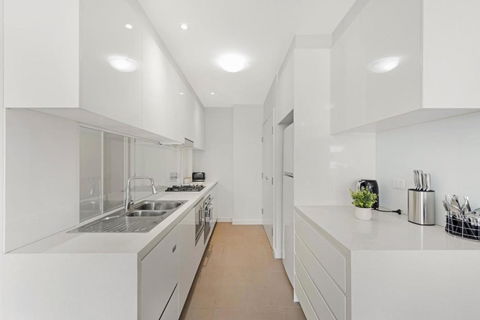 Quiet And Cozy Retreat At Rhodes - Accommodation Redcliffe 3