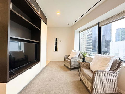 QV Central Oasis Contemporary City Getaway - Accommodation Redcliffe 3