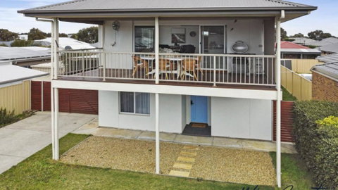 R & R Aldinga Beach By Wine Coast Holidays - Accommodation Redcliffe 1
