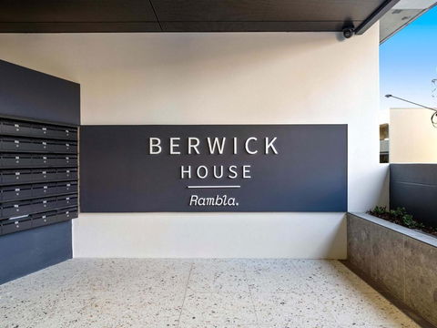 Rambla @ Berwick House - Accommodation Redcliffe 2