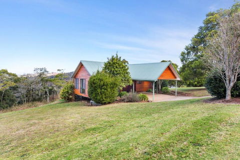 Ravensbourne Escape- Stella Luna - Accommodation Redcliffe 0