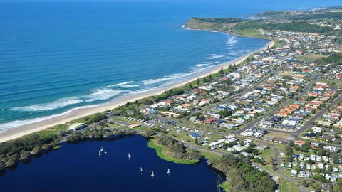 At The Beach - Lennox Head - Accommodation Redcliffe 2