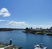 Attached Self Service Waterfront Whole Villa - Sydney - Accommodation Redcliffe