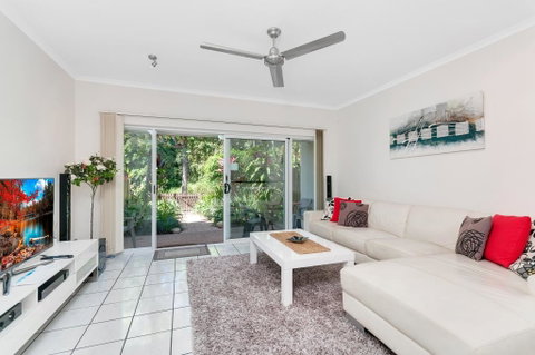 Attenborough Apartments - Accommodation Redcliffe 2