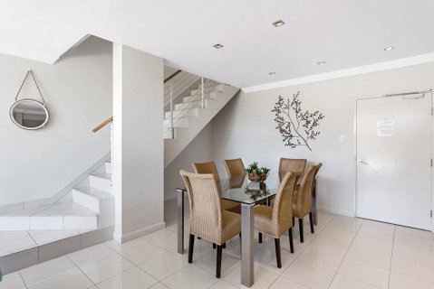 Aura 13 - Shoal Bay - Accommodation Redcliffe 3