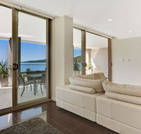 Aura apartment with Spectacular Views - Accommodation Redcliffe