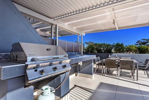 Aura Unit 10 - Shoal Bay - Accommodation Redcliffe 3