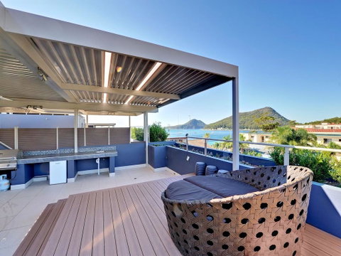 Aura Unit 12 - Shoal Bay - Accommodation Redcliffe 0