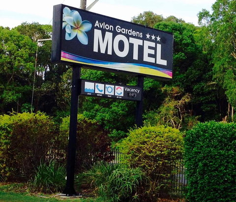 Avlon Gardens Motel - Accommodation Redcliffe 2