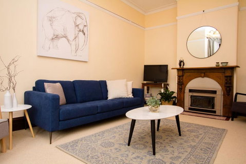 Avoca House - Circa 1900 Gorgeous Federation Home - Accommodation Redcliffe 3