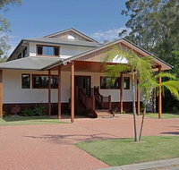 Away on Shirley Lane - Accommodation Redcliffe