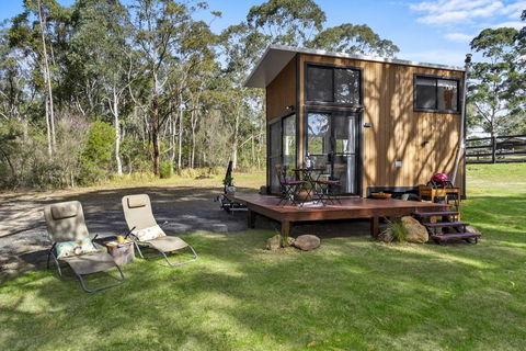 Azaltie - Accommodation Redcliffe 0