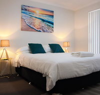 Azure Villa - Accommodation Redcliffe
