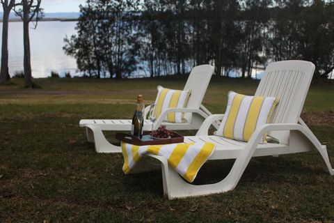 B & B On The Water - Accommodation Redcliffe 1