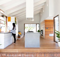 Bacchus - Accommodation Redcliffe