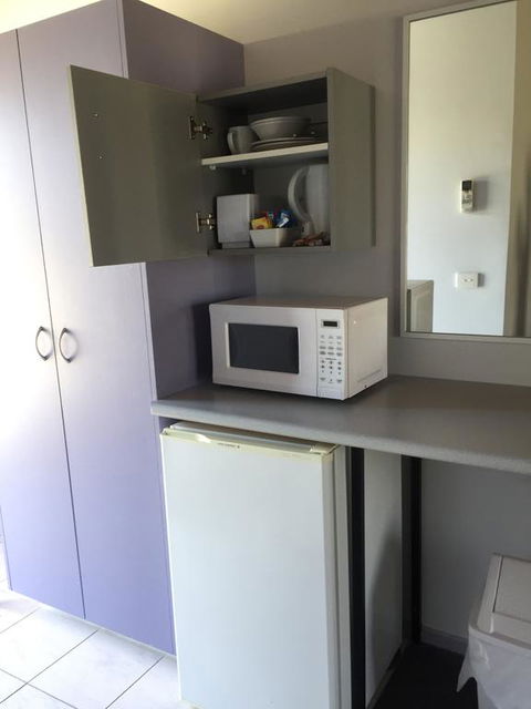 Bakery Park Motor Inn - Accommodation Redcliffe 2