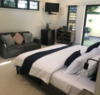 Bali inspired hideaway with Tropical villa  Plunge Pool - Accommodation Redcliffe
