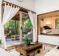 Bamboo Beach House - Accommodation Redcliffe