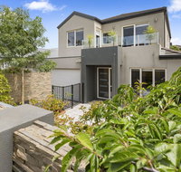 BANGALOW - MORNINGTON - Accommodation Redcliffe