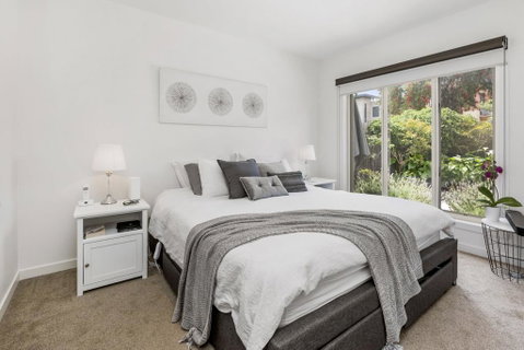 BANGALOW - MORNINGTON - Accommodation Redcliffe 2