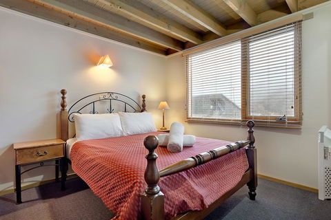 Banjo Apartments - Accommodation Redcliffe 2