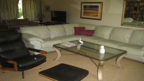Bannister 49 - Neptune's Way - Accommodation Redcliffe 3