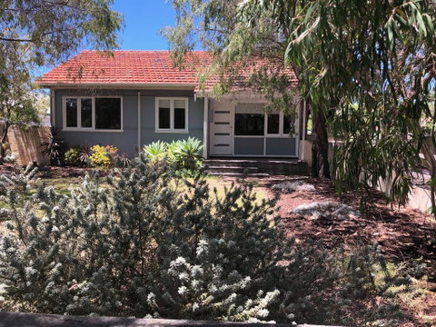 Barefoot Beach Cottage - Busselton - Accommodation Redcliffe 2