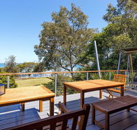 Barefoot Beach House - Accommodation Redcliffe