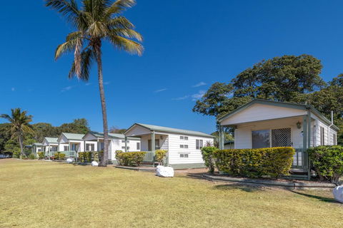 Bargara Beach Caravan Park - Accommodation Redcliffe 0