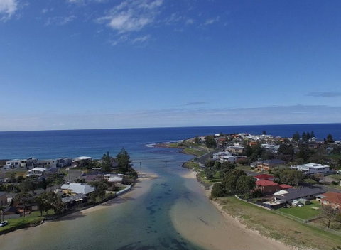 Barrack Point Holidays - Accommodation Redcliffe 0