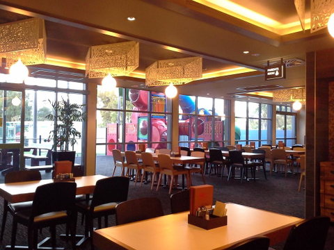 Barrack Point Holidays - Accommodation Redcliffe 1