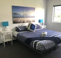 Base Brisbane Uptown - Accommodation Redcliffe