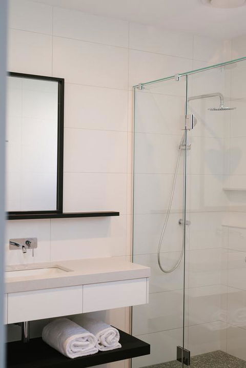 Basq Stays - Accommodation Redcliffe 3