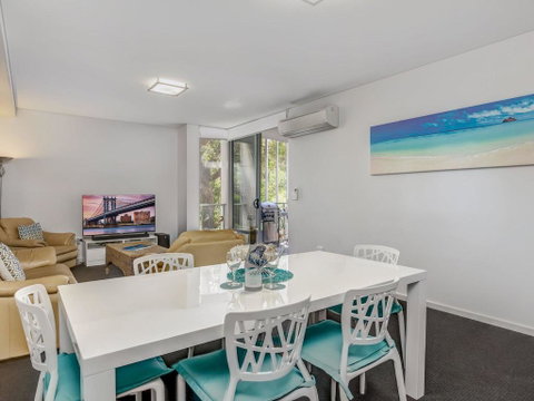 Bay Blu :: Jervis Bay Rentals - Accommodation Redcliffe 1
