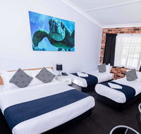 Bay Hotel Motel - Accommodation Redcliffe