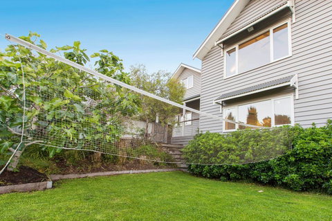 BAY VIEWS ON MANNA - DROMANA - Accommodation Redcliffe 0