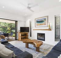 Bayvilla 4  The Beach - Accommodation Redcliffe
