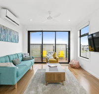 Beach  Golf Stays Australia - Accommodation Redcliffe