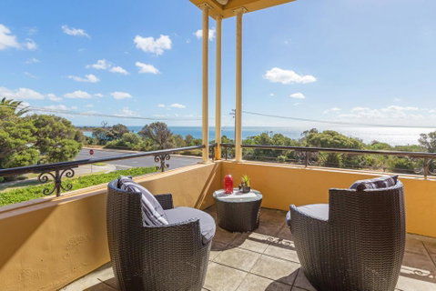 BEACH BELLE - MORNINGTON - Accommodation Redcliffe 1